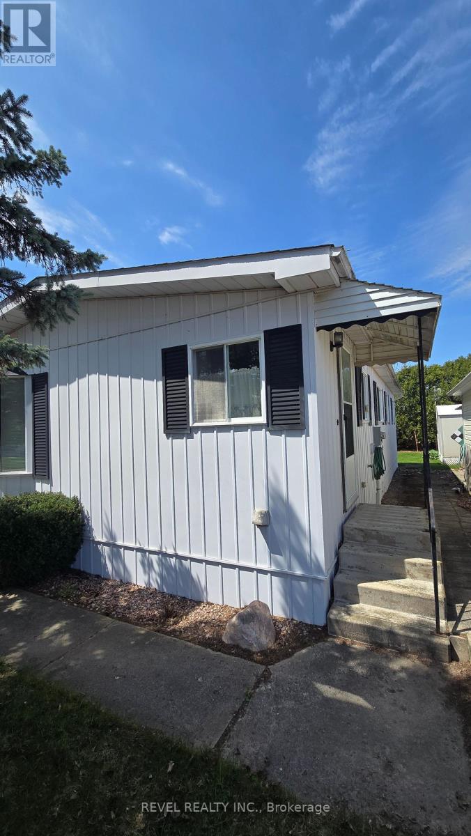 25 Miller Street, Strathroy-Caradoc, Ontario  N7G 1A5 - Photo 10 - X13123788