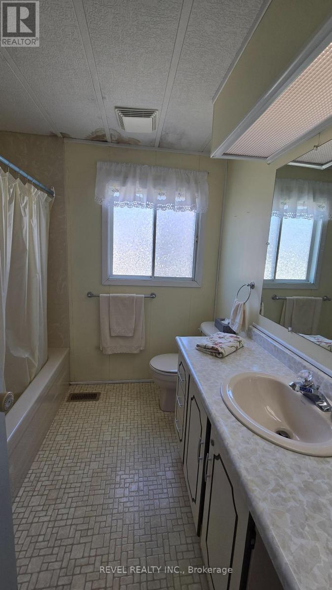 25 Miller Street, Strathroy-Caradoc, Ontario  N7G 1A5 - Photo 30 - X13123788