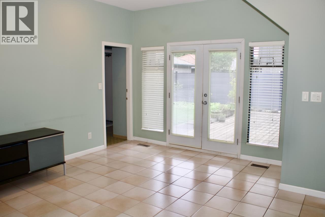 1624 W 61st Avenue, Vancouver, British Columbia  V6P 2C3 - Photo 11 - R3123167