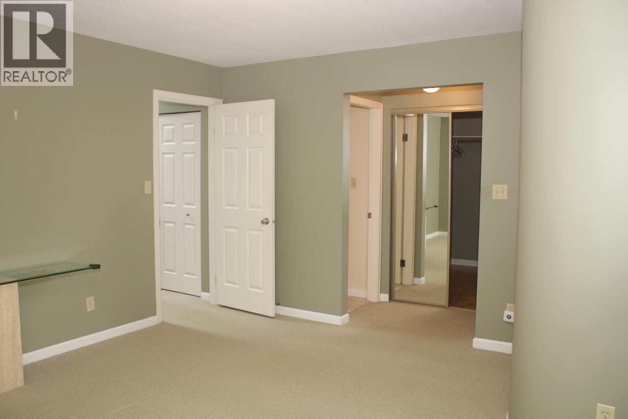 1624 W 61st Avenue, Vancouver, British Columbia  V6P 2C3 - Photo 14 - R3123167