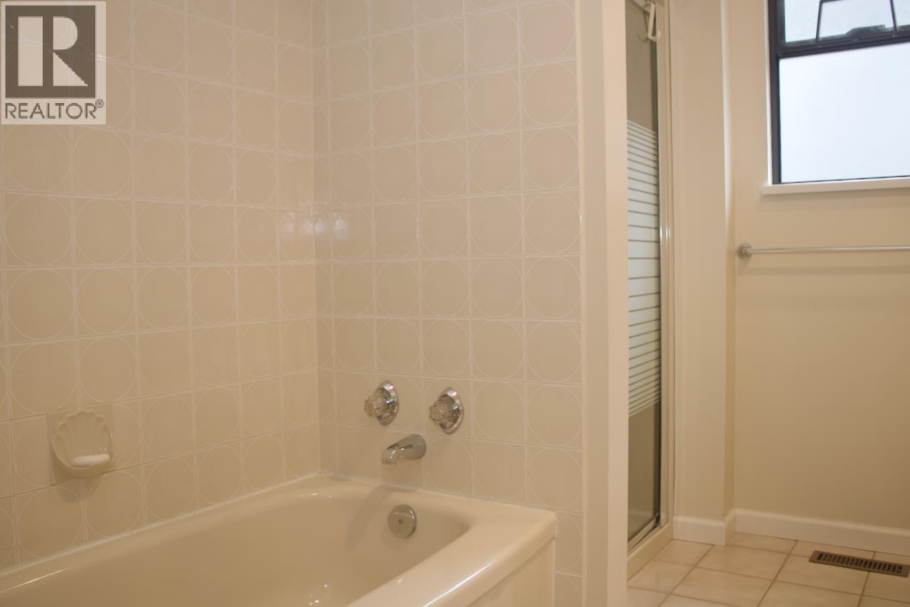 1624 W 61st Avenue, Vancouver, British Columbia  V6P 2C3 - Photo 17 - R3123167