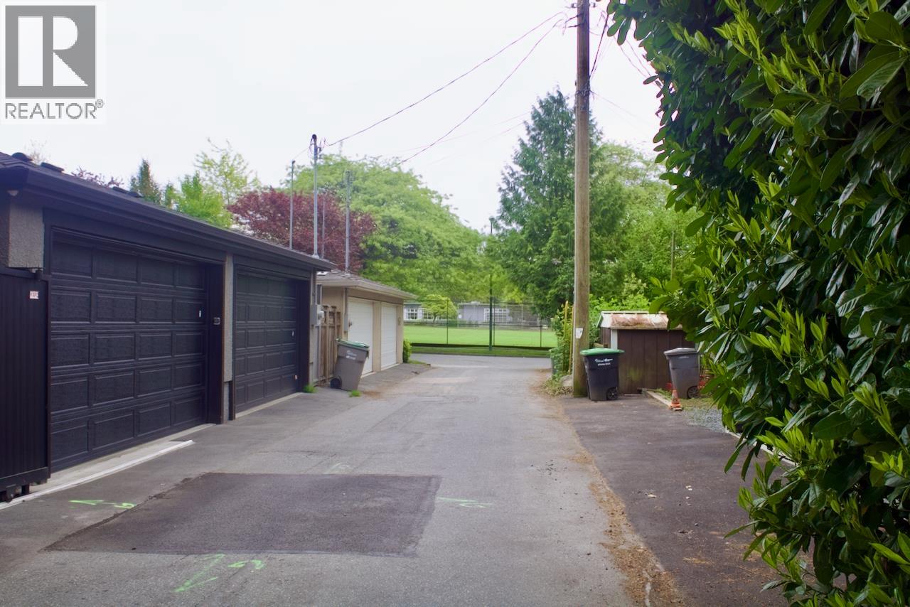 1624 W 61st Avenue, Vancouver, British Columbia  V6P 2C3 - Photo 26 - R3123167