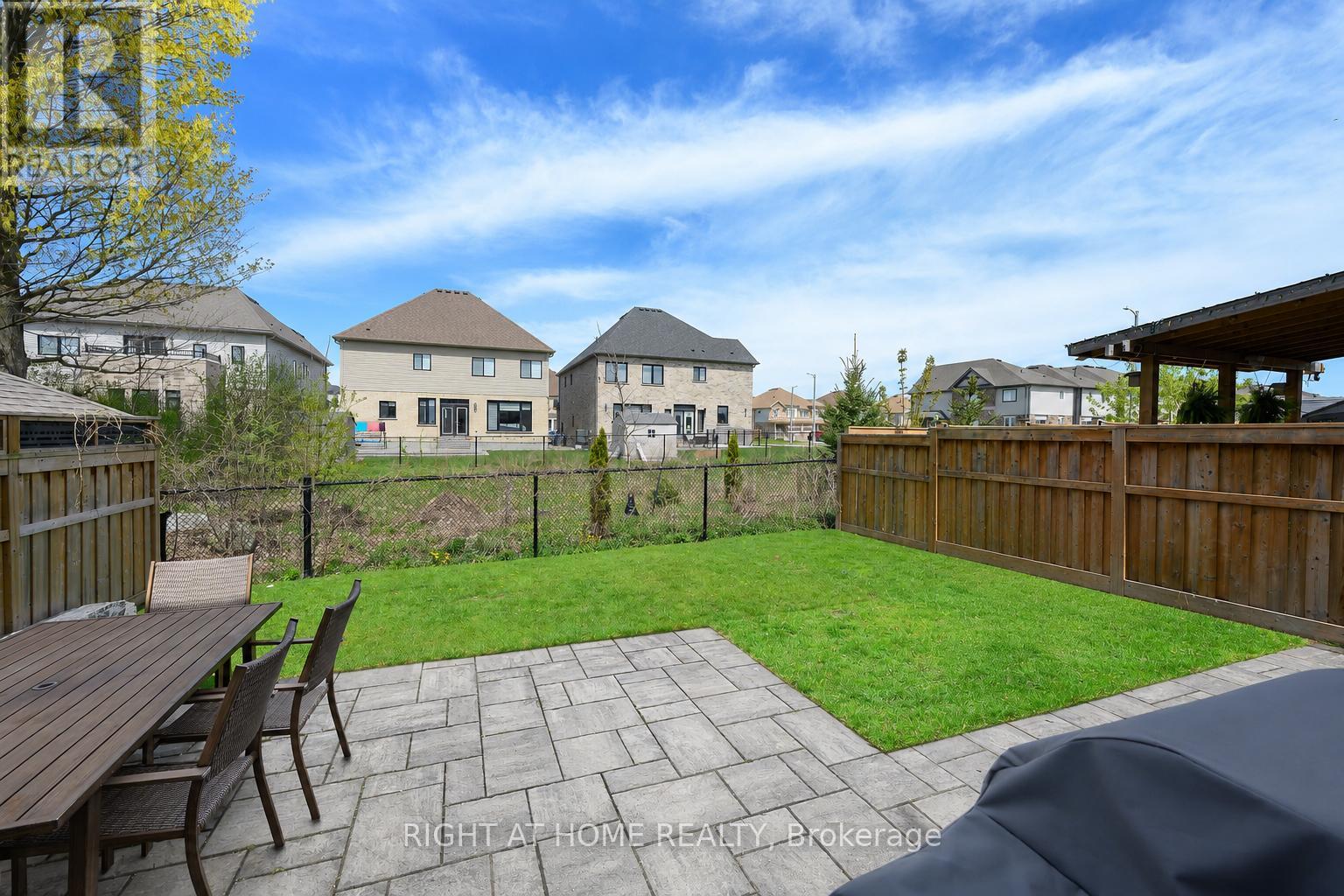 67 Ambrous Crescent, Guelph, Ontario  N1G 0E4 - Photo 2 - X13123452