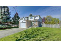 3 MARLIS CRESCENT, Kitchener, Ontario