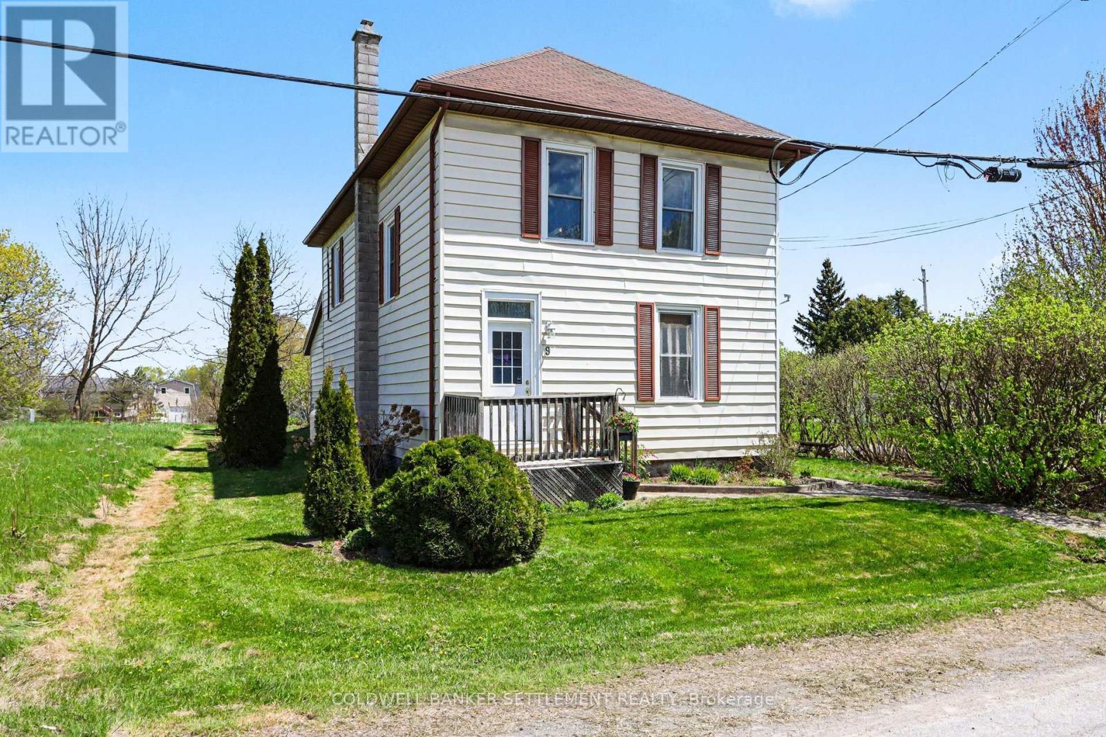 9 JUBILEE STREET, Montague, Ontario