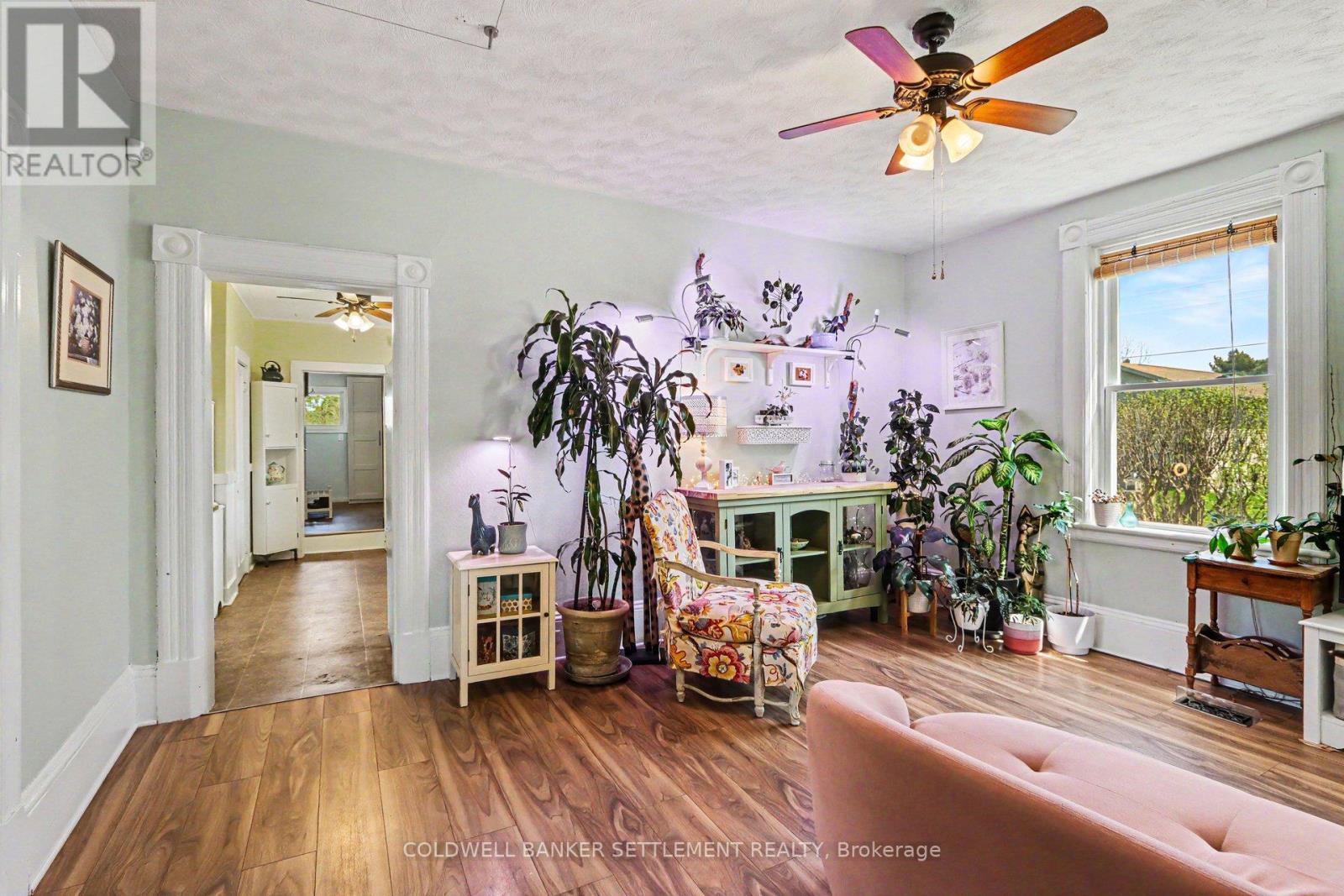 9 Jubilee Street, Montague, Ontario  K7A 2W9 - Photo 9 - X13123840