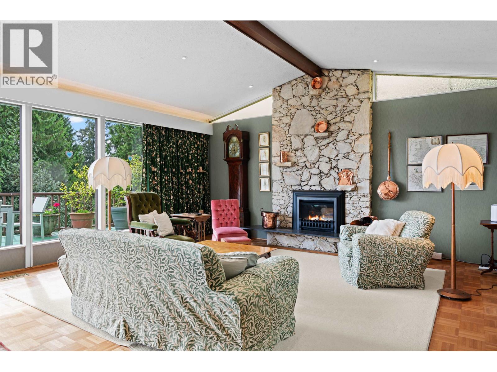 2660 Queens Avenue, West Vancouver, British Columbia  V7V 2Z1 - Photo 10 - R3123244