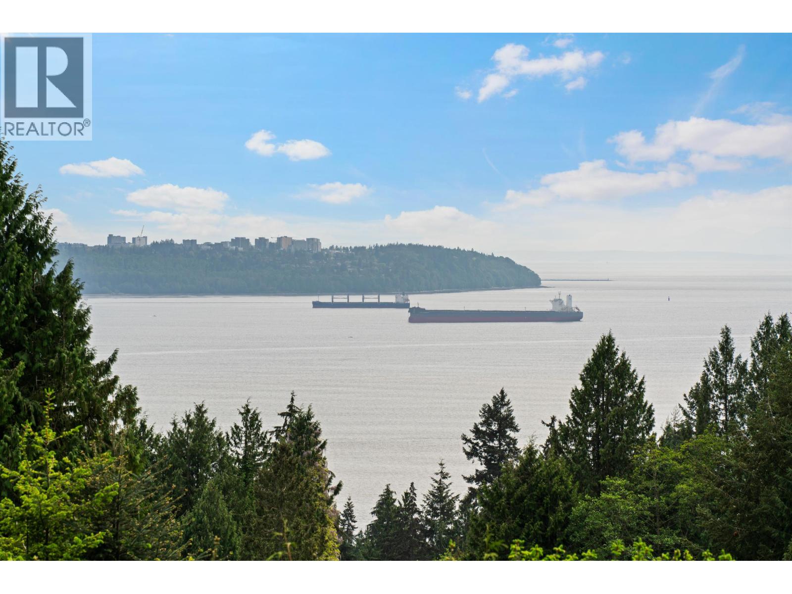 2660 Queens Avenue, West Vancouver, British Columbia  V7V 2Z1 - Photo 2 - R3123244