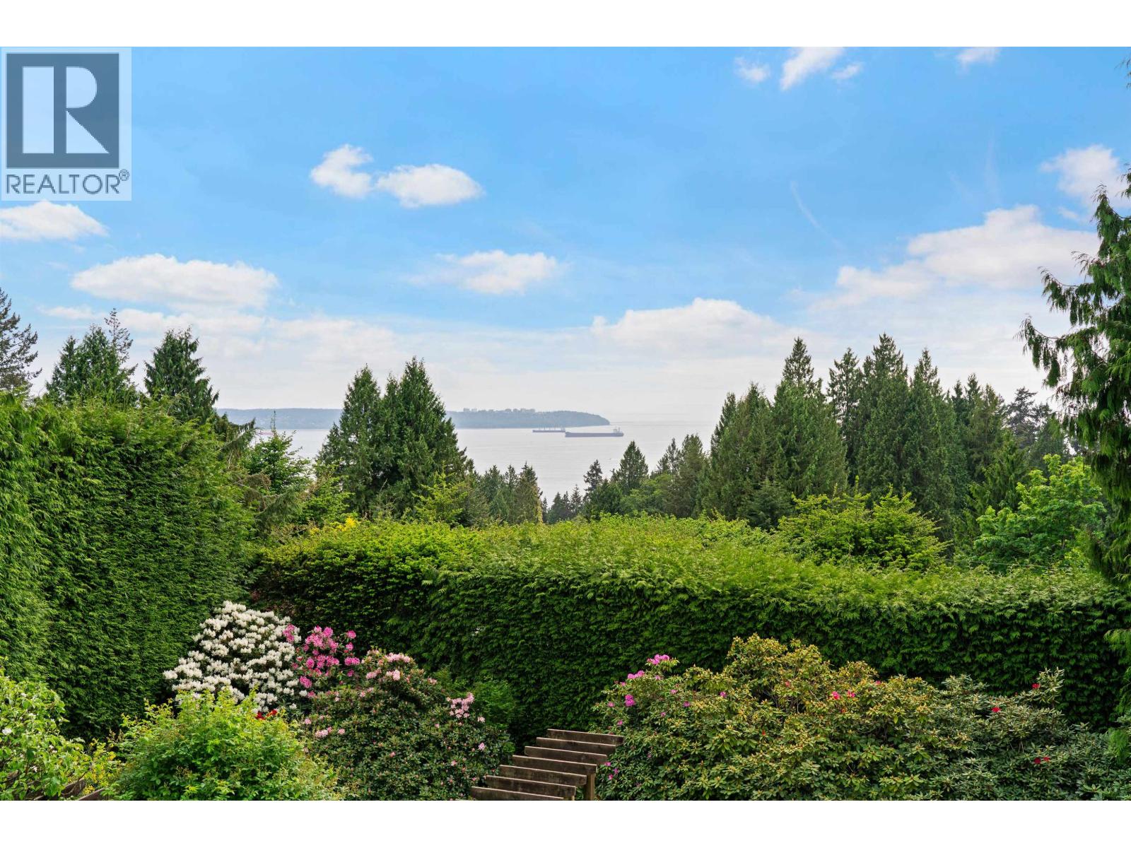 2660 Queens Avenue, West Vancouver, British Columbia  V7V 2Z1 - Photo 32 - R3123244
