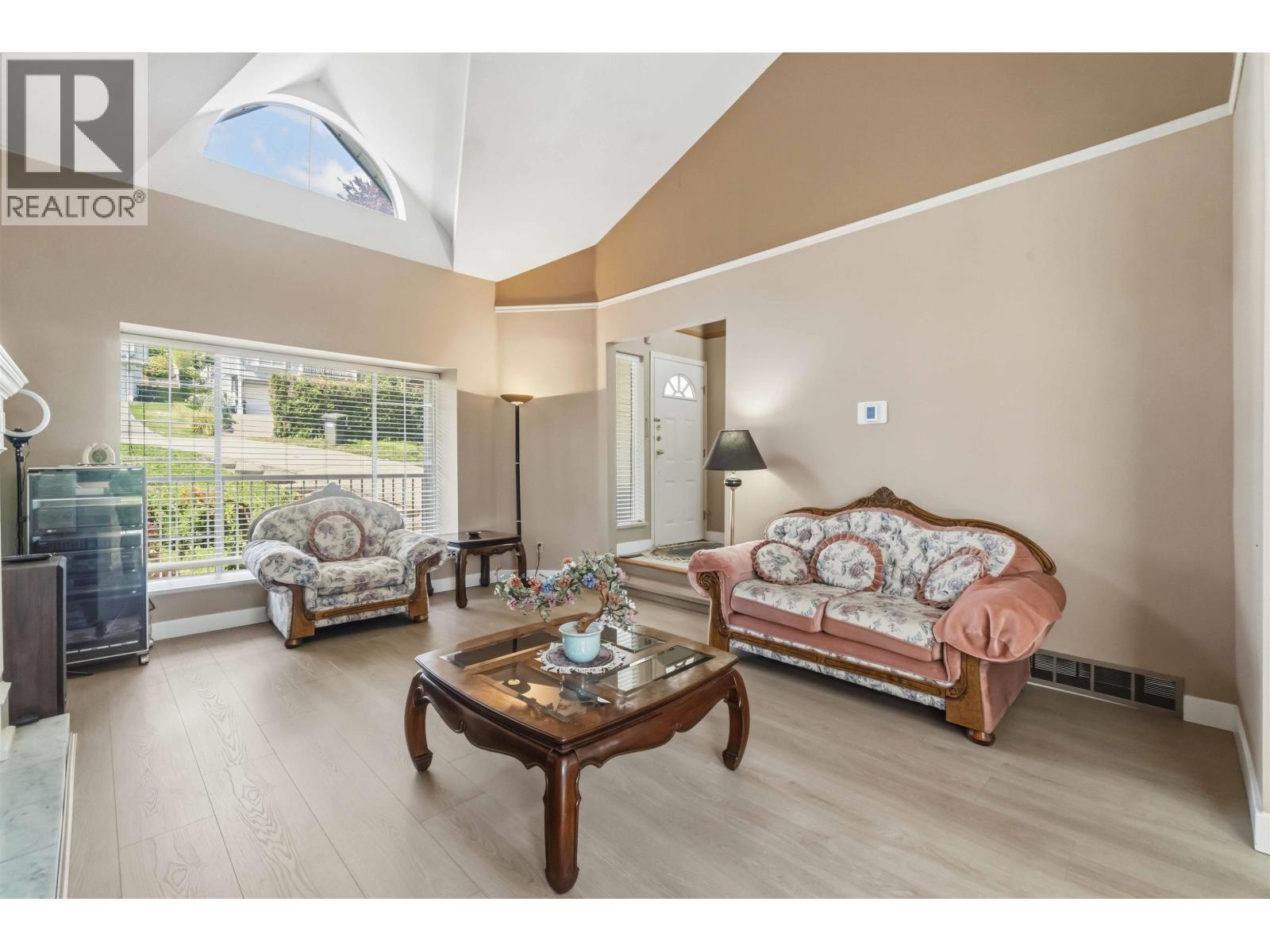 133 Warrick Street, Coquitlam, British Columbia  V3K 5L3 - Photo 5 - R3123190