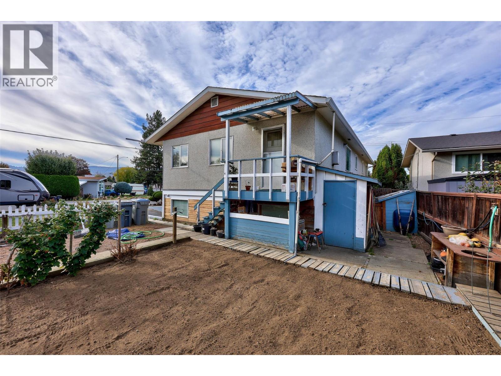 594 Brentwood Avenue, Kamloops, British Columbia  V2B 1P3 - Photo 33 - 10387156