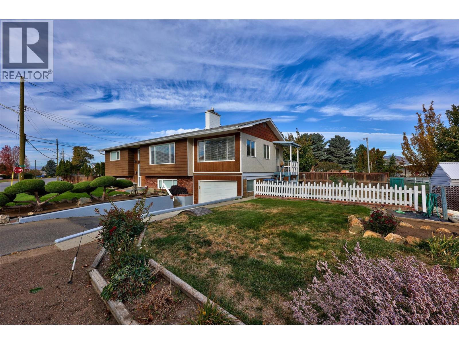 594 Brentwood Avenue, Kamloops, British Columbia  V2B 1P3 - Photo 39 - 10387156