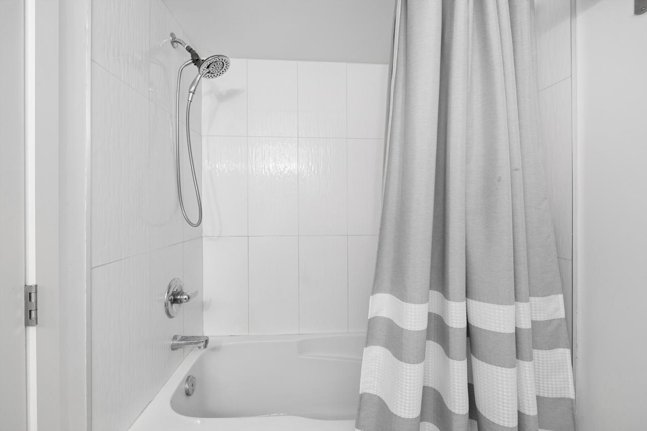 405 10688 140 Street, Surrey, British Columbia V3T 0M6 - Photo 16 - R3123293