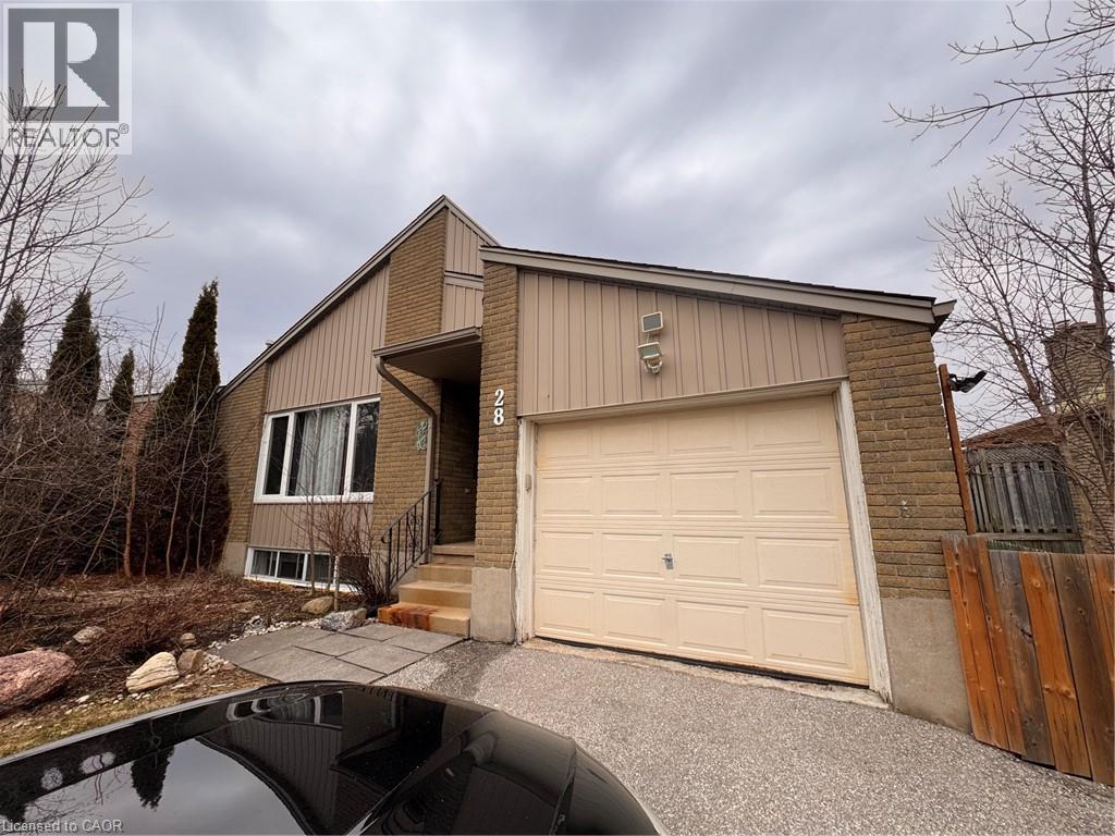 28 MULBERRY Lane Unit# Lower, Waterloo, Ontario