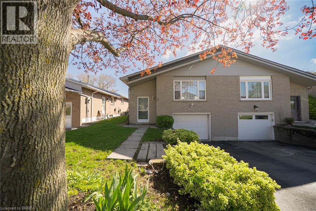 681 UPPER HORNING Road, Hamilton, Ontario