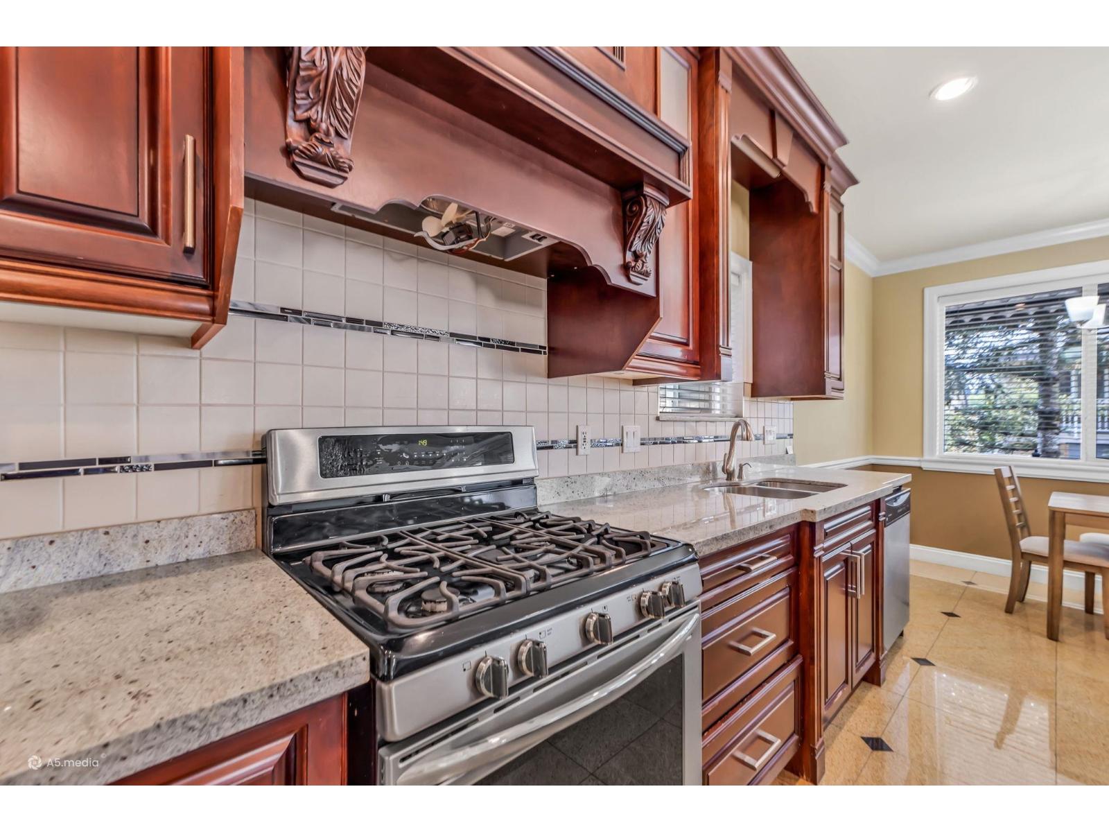 6277 146a Street, Surrey, British Columbia  V3S 3T1 - Photo 11 - R3122976