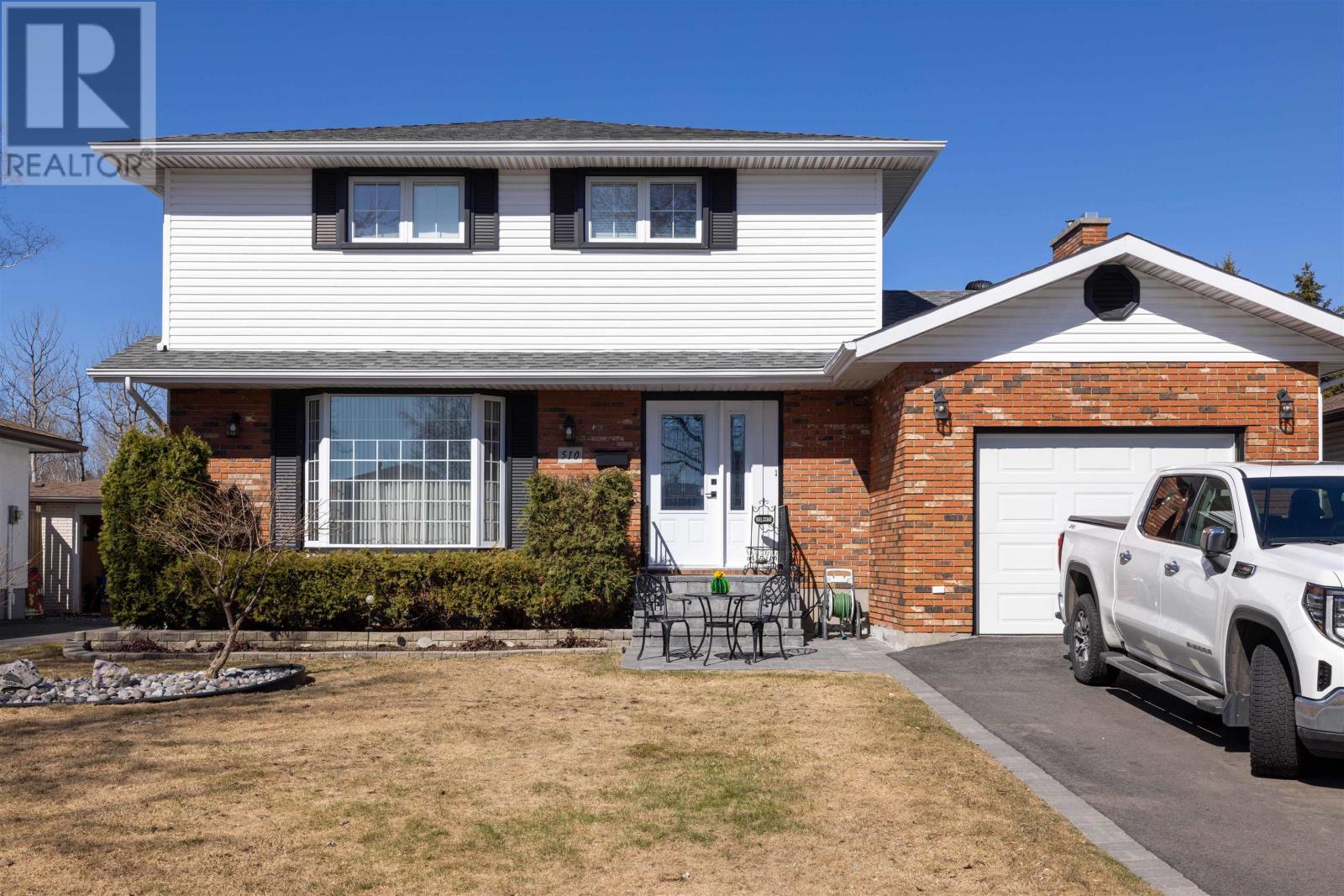 510 Acadia CT, Thunder Bay, Ontario