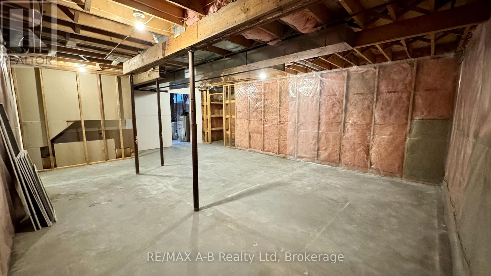 86 Freeland Drive, Stratford, Ontario  N4Z 1H1 - Photo 40 - X12929878