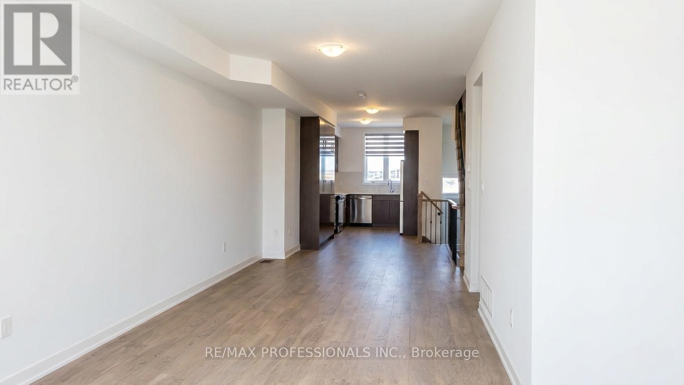 121 Green Gardens Boulevard, Toronto, Ontario  M6A 0E2 - Photo 4 - C13123760