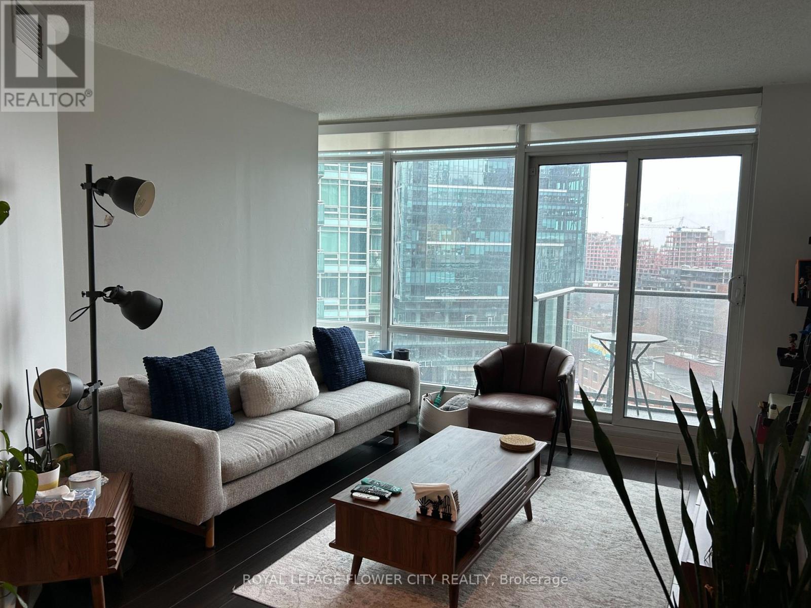 2101 - 373 Front Street, Toronto, Ontario  M5V 3R7 - Photo 15 - C13123812