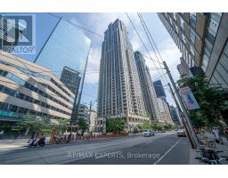 307 - 763 BAY STREET, Toronto, Ontario