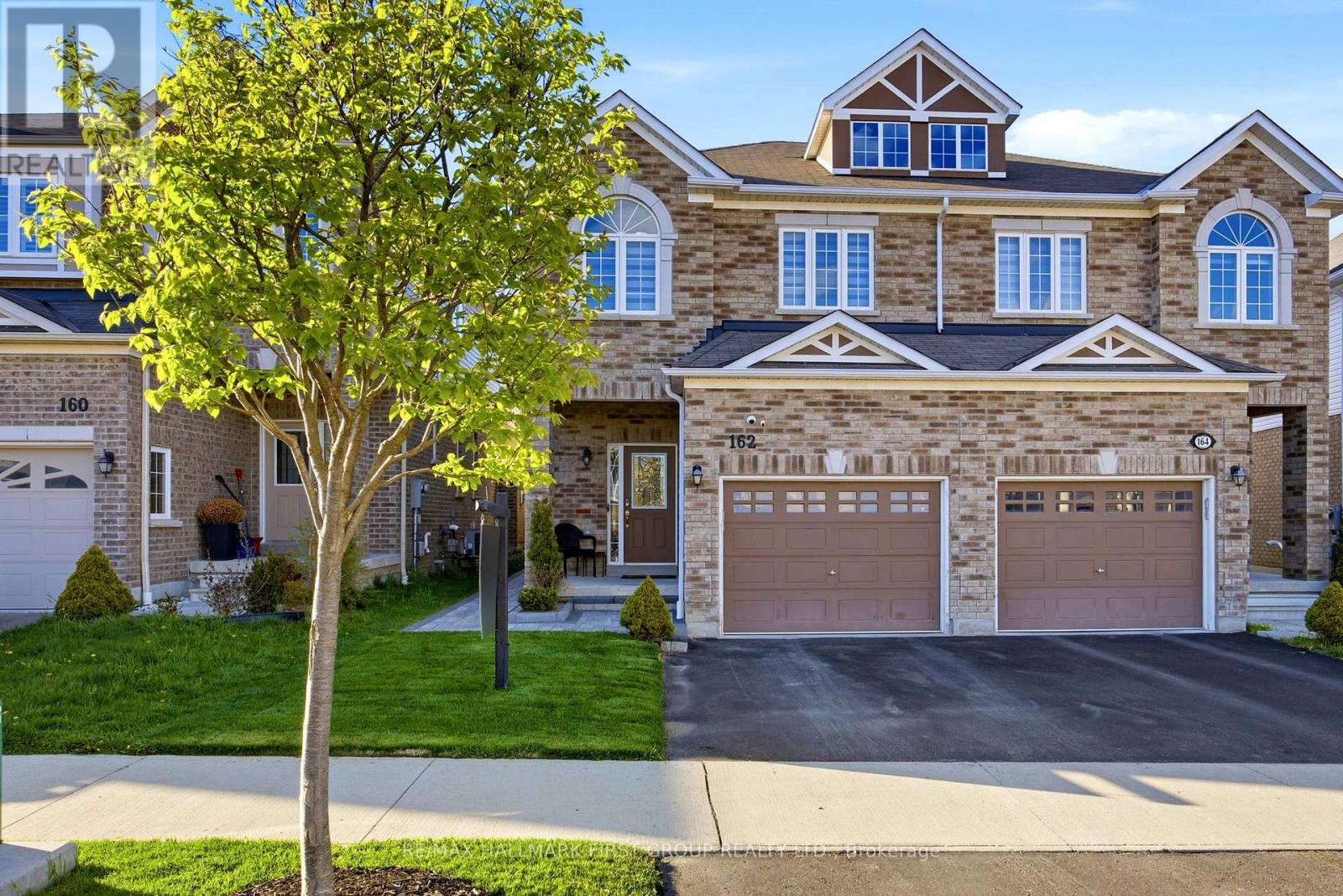162 LENEY STREET, Ajax, Ontario