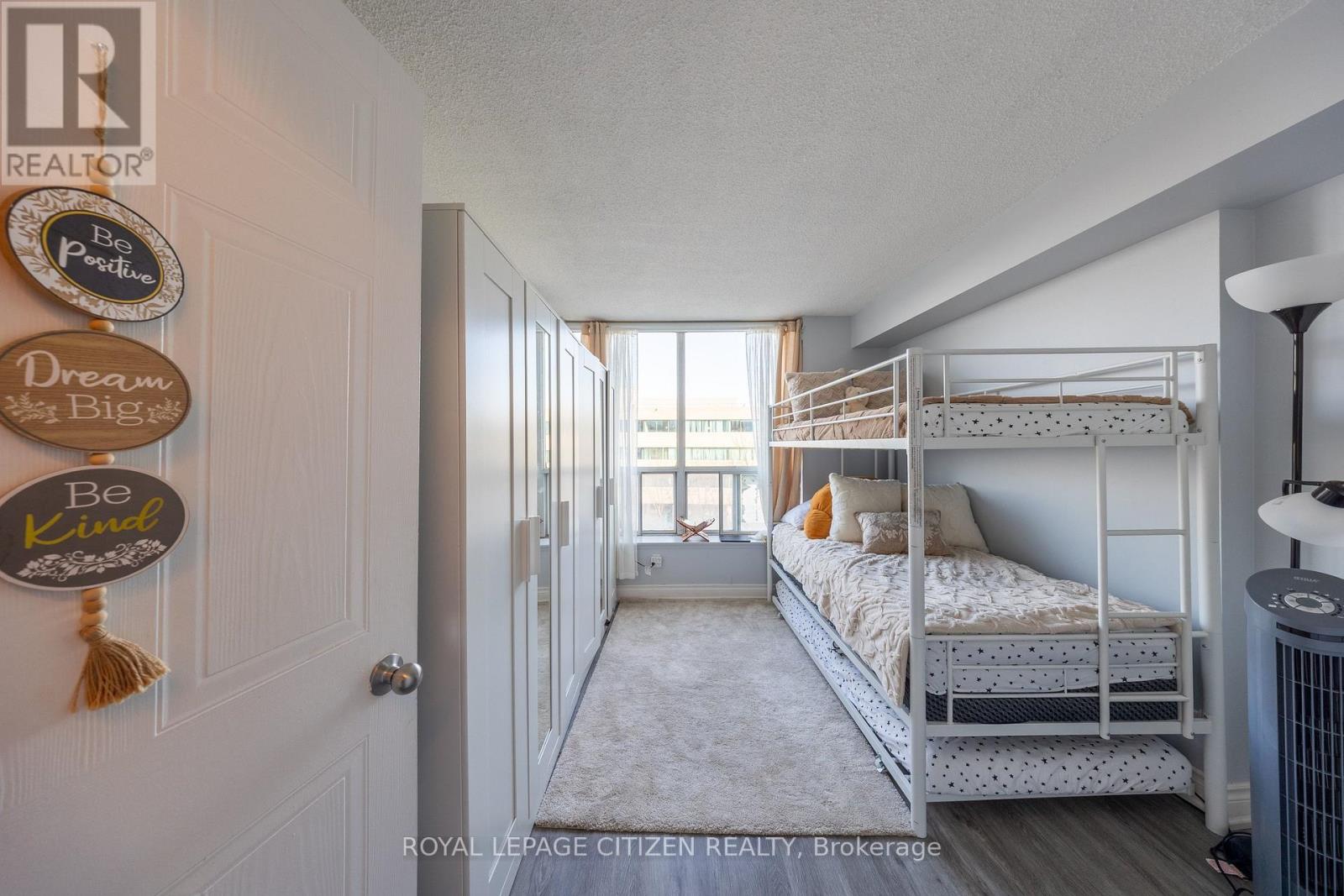 509 - 410 Mclevin Avenue, Toronto, Ontario  M1B 5J5 - Photo 4 - E13123776
