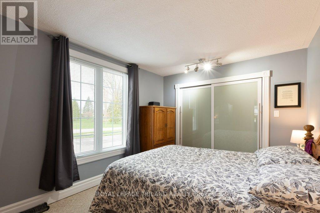 137 St George Street, Central Elgin, Ontario N5P 2M3 - Photo 13 - X12983656