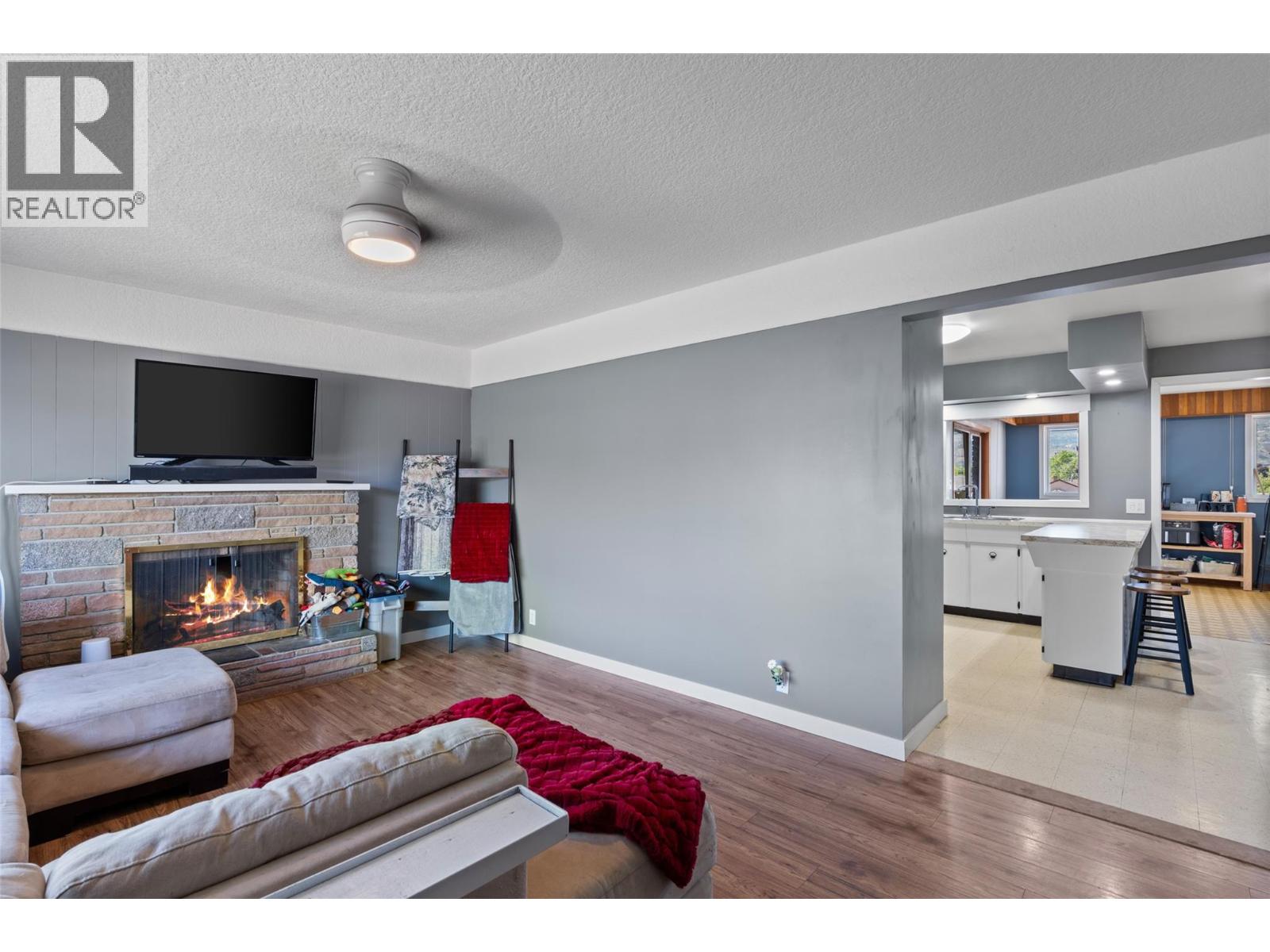 1027 Moncton Avenue, Kamloops, British Columbia  V2B 1S5 - Photo 5 - 10387356