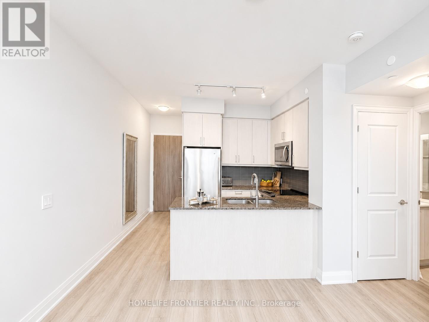 301 - 20 Gatineau Drive, Vaughan, Ontario  L4J 0L3 - Photo 10 - N13123778