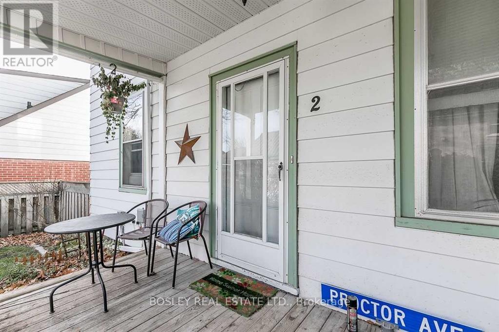 2 - 330 Botsford Street, Newmarket, Ontario  L3Y 1S6 - Photo 2 - N13123780