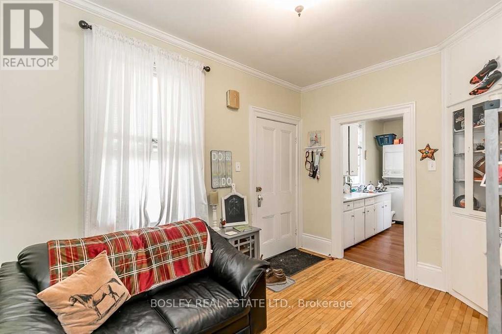 2 - 330 Botsford Street, Newmarket, Ontario  L3Y 1S6 - Photo 3 - N13123780