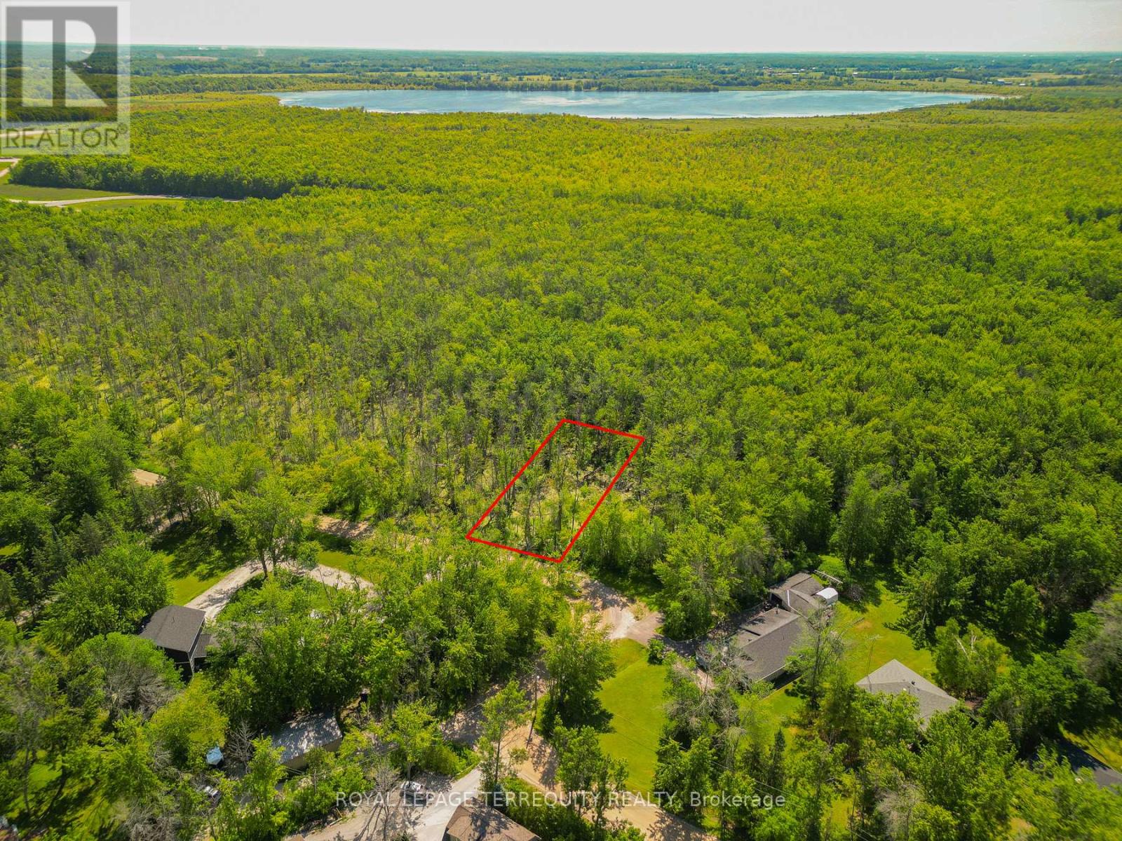 6117 Bluebird Street, Ramara, Ontario  L3V 6H6 - Photo 3 - S13123724
