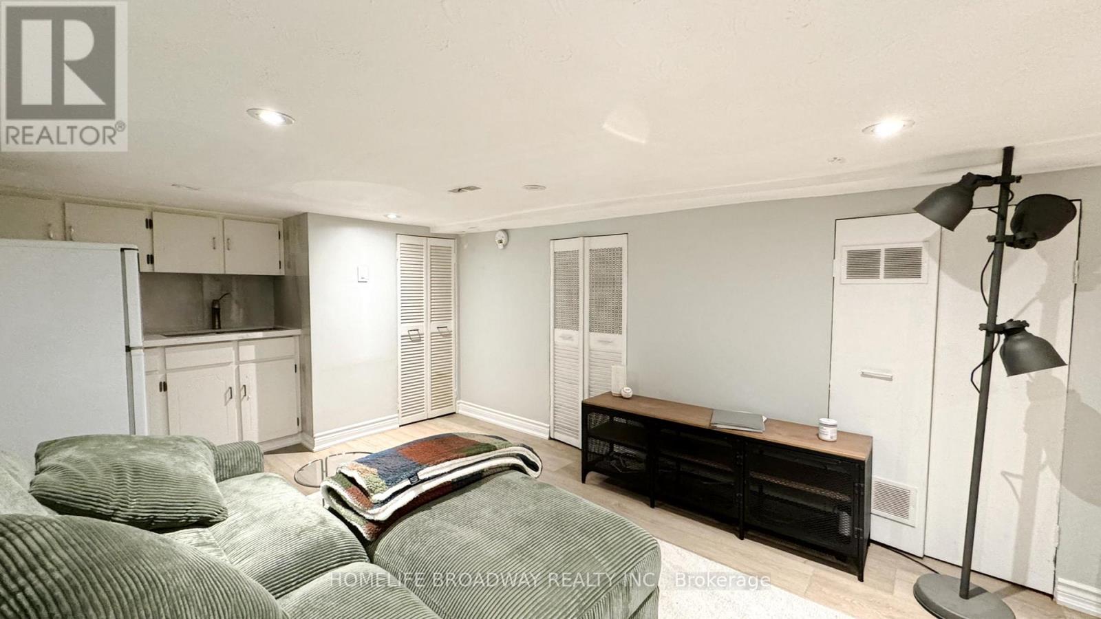 3 Yarmouth Road, Toronto, Ontario  M6G 1W5 - Photo 24 - C13123816