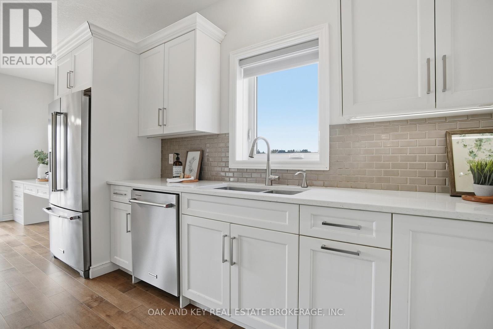 11 Bowman Drive, Middlesex Centre, Ontario N0M 2A0 - Photo 17 - X13123970