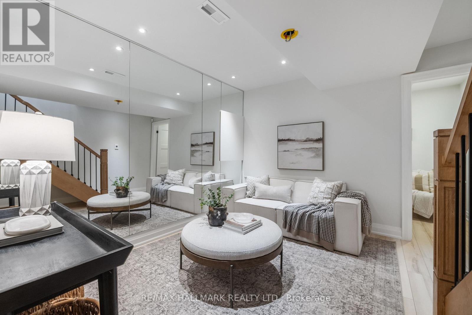 272 Kenilworth Avenue, Toronto, Ontario  M4L 3S8 - Photo 25 - E13115450