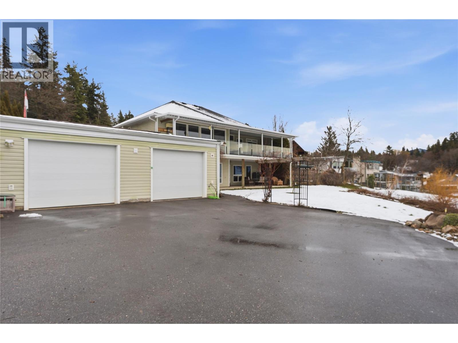 1660 28 Avenue NE, Salmon Arm, British Columbia  V1E 3X2 - Photo 4 - 10379306