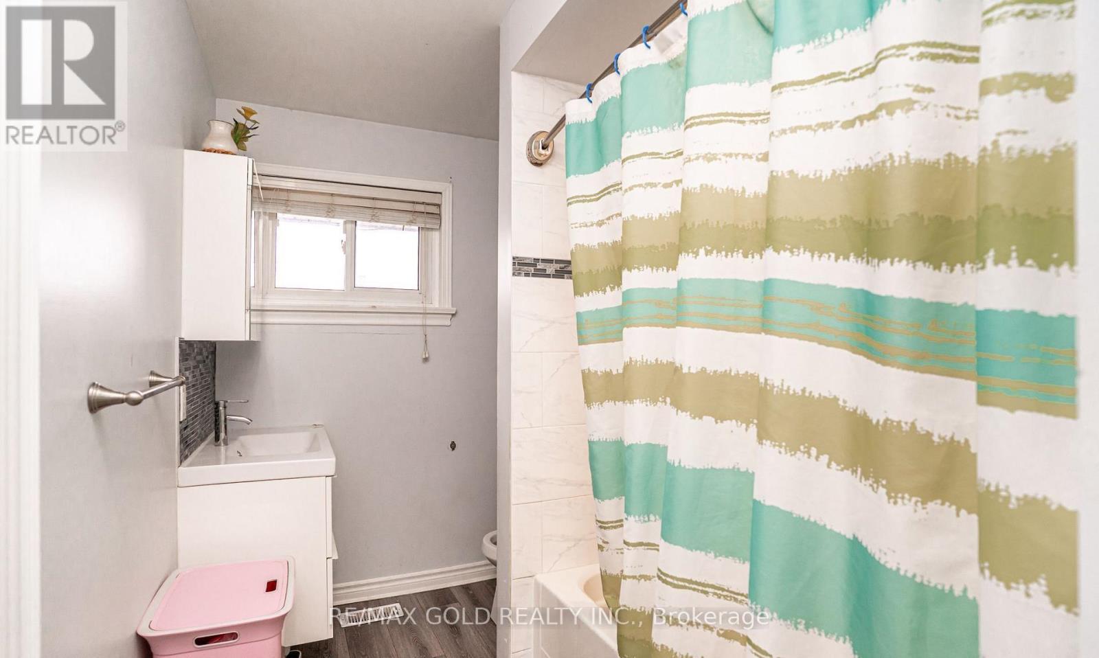 37 Carlyle Crescent, Brampton, Ontario  L6W 2Y9 - Photo 20 - W13123802