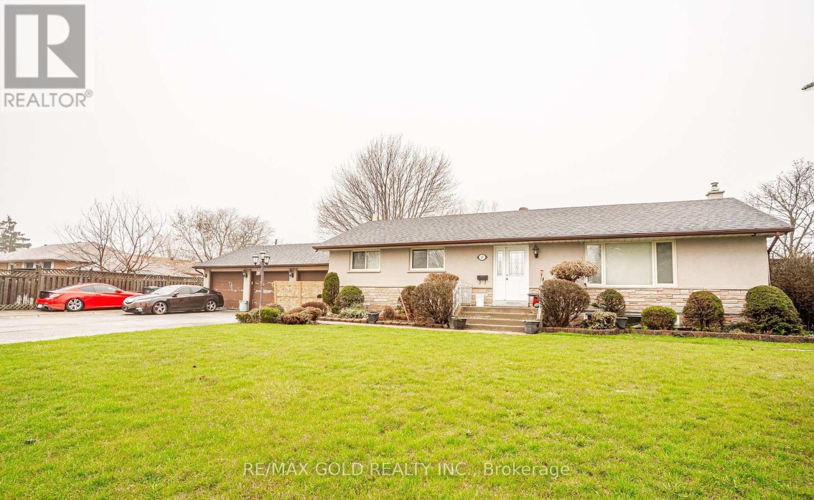 37 Carlyle Crescent, Brampton, Ontario  L6W 2Y9 - Photo 4 - W13123802