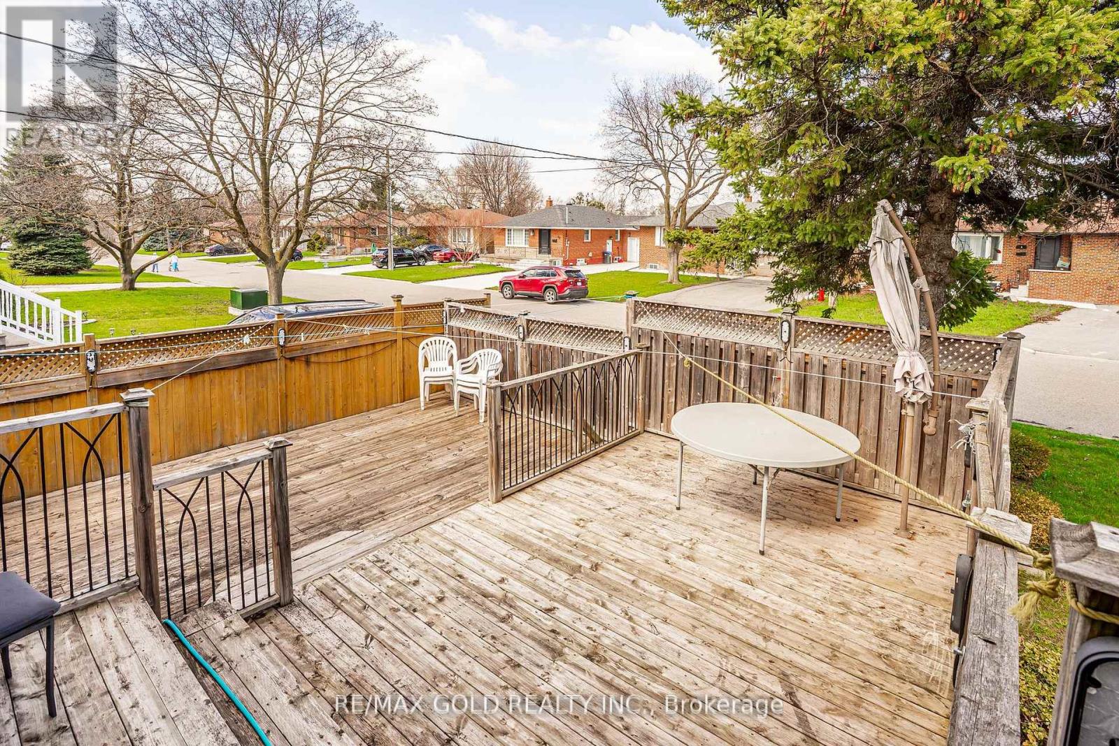 37 Carlyle Crescent, Brampton, Ontario  L6W 2Y9 - Photo 40 - W13123802