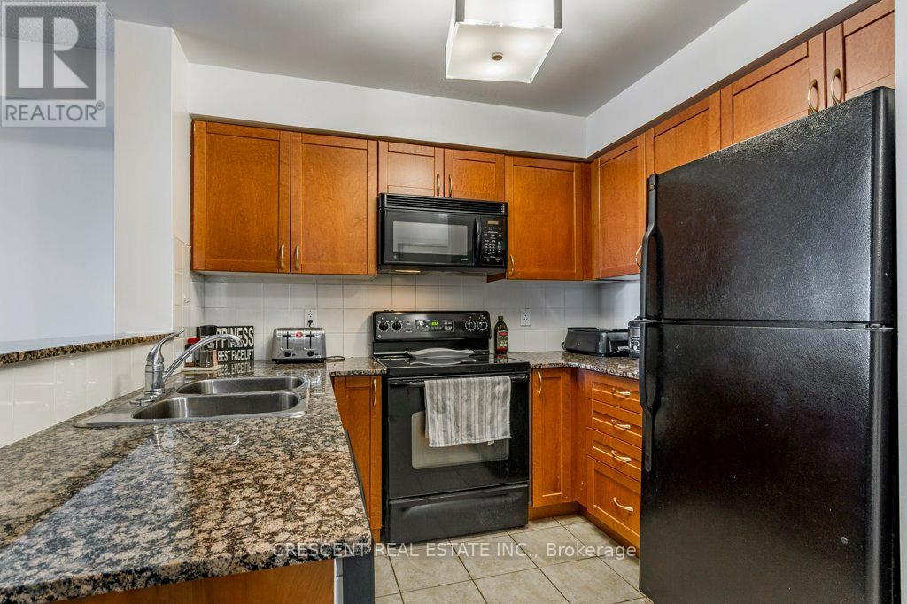 1106 - 9 Michael Power Place, Toronto, Ontario  M9A 0A5 - Photo 12 - W13123832