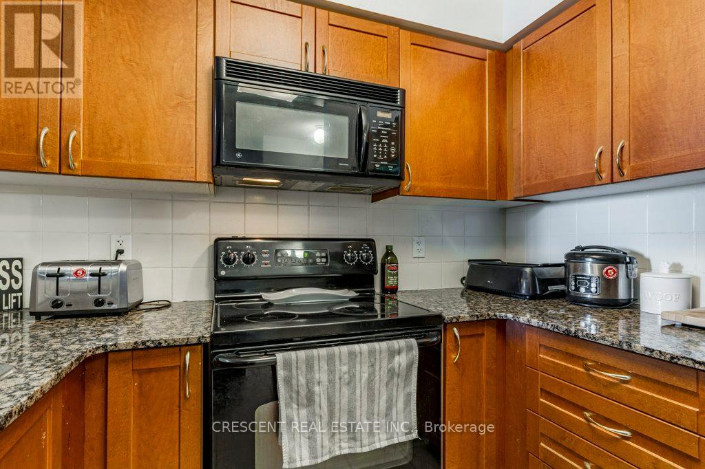 1106 - 9 Michael Power Place, Toronto, Ontario  M9A 0A5 - Photo 13 - W13123832