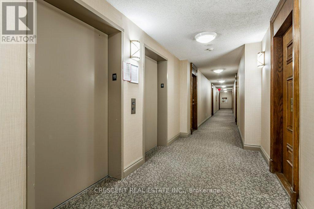1106 - 9 Michael Power Place, Toronto, Ontario  M9A 0A5 - Photo 6 - W13123832