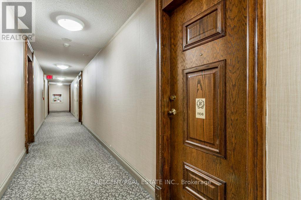 1106 - 9 Michael Power Place, Toronto, Ontario  M9A 0A5 - Photo 7 - W13123832