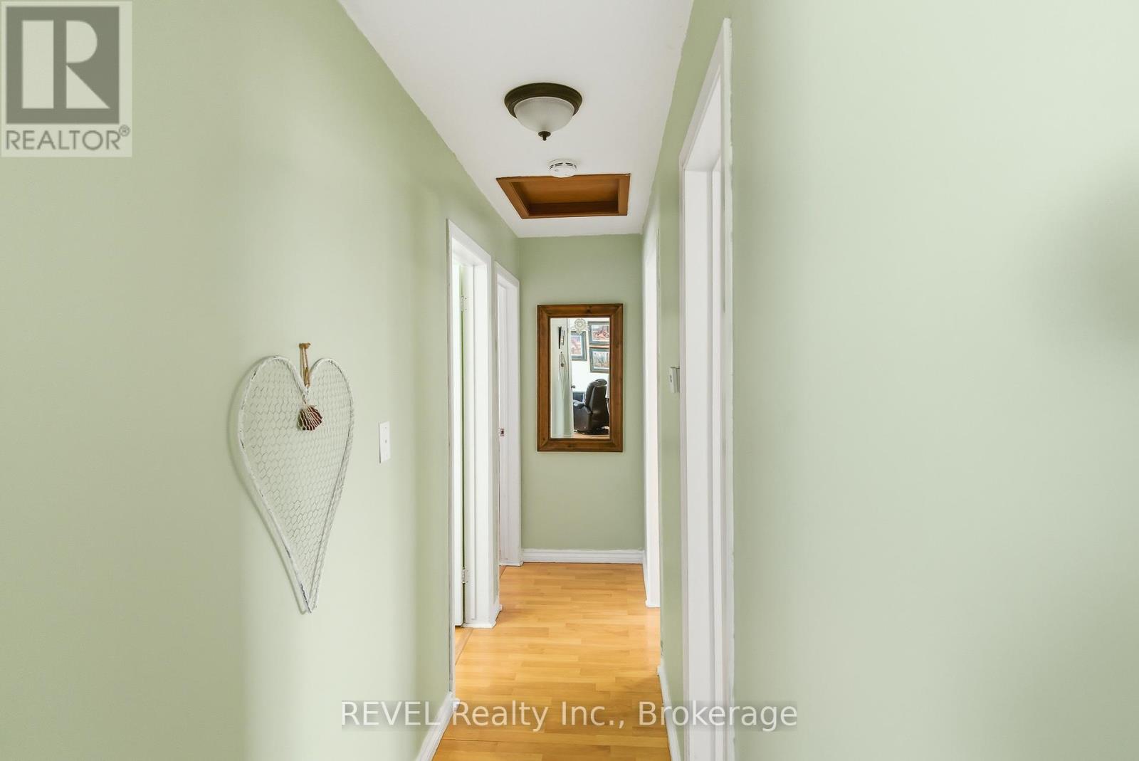 8257 Post Road, Niagara Falls (Ascot), Ontario  L2H 2E5 - Photo 12 - X13124124