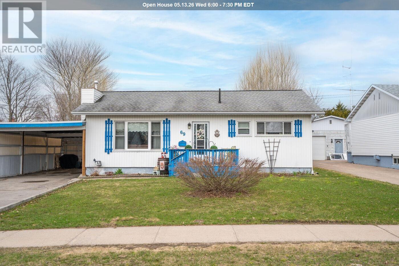 69 Pentagon BLVD, Sault Ste. Marie, Ontario