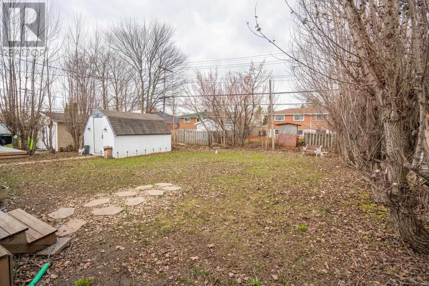 69 Pentagon Blvd, Sault Ste. Marie, Ontario  P6B 5J2 - Photo 35 - SM260921
