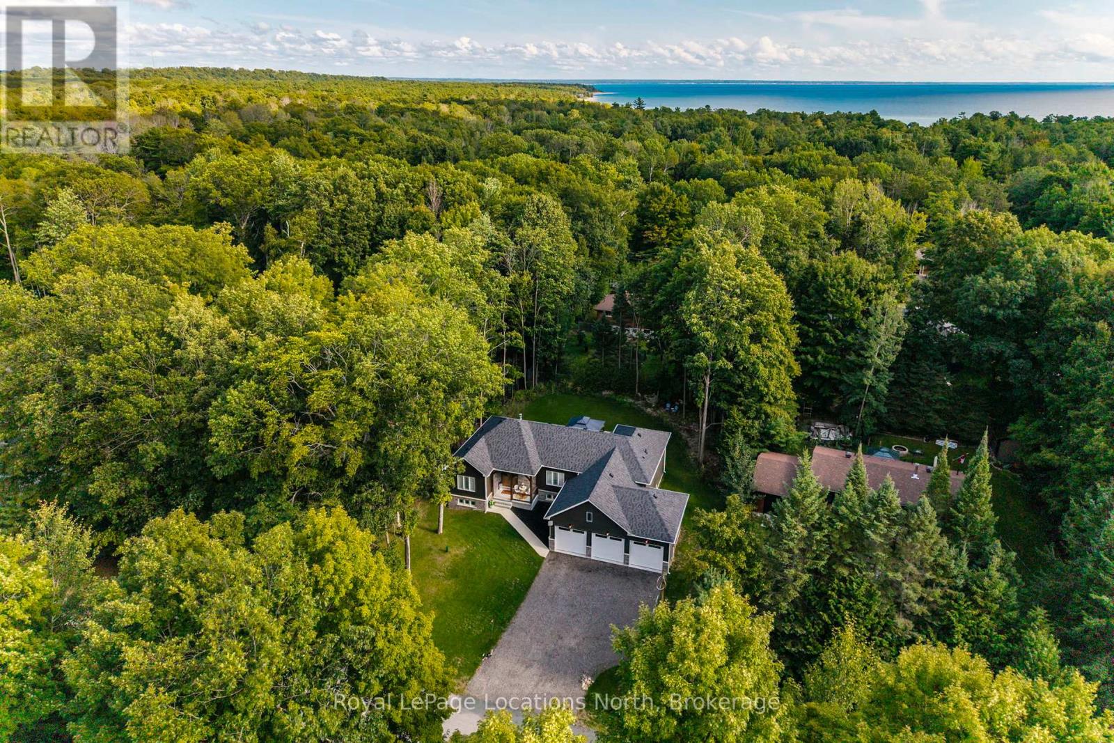 15 Pinecone Avenue, Tiny, Ontario  L9M 0J2 - Photo 4 - S13124008