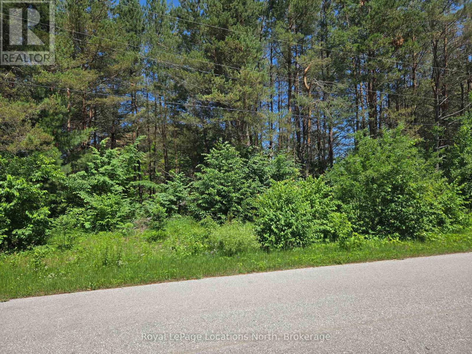 8 Jonathan Court, Clearview, Ontario  L0M 1S0 - Photo 9 - S13124070
