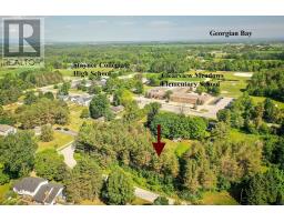 8 JONATHAN COURT, clearview (stayner), Ontario